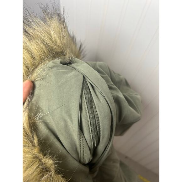 Abercrombie & Fitch sherpa lined military parka! Olive green Sz M - Picture 8 of 11